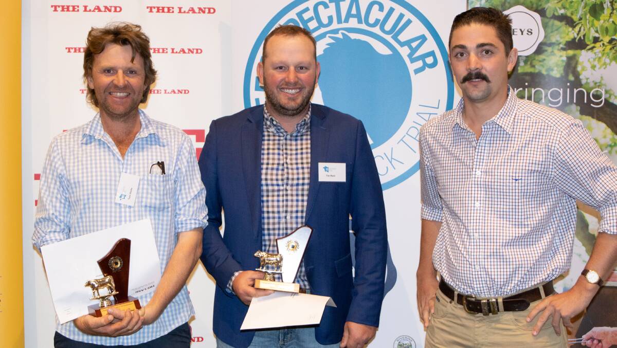 EQUAL CHAMPIONS: Tom Hicks, Hicks Beef, Holbrook, and Tim Reid, Melon Pastoral, Roslyn, were equal champions of the feedlot performance category. Pictured with Coopers Animal Health representatives Casey Gilbert, Darlington Point. EQUAL CHAMPIONS: Tom Hicks, Hicks Beef, Holbrook, and Tim Reid, Melon Pastoral, Roslyn, were equal champions of the feedlot performance category. Pictured with Coopers Animal Health representatives Casey Gilbert, Darlington Point.