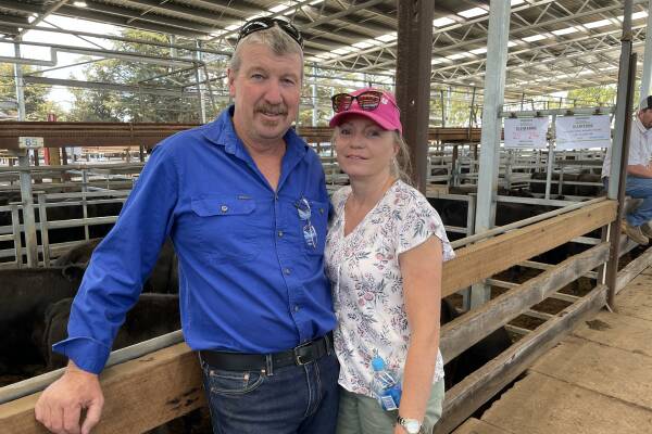 Stephen Robertson, 'Glenferrie' Paschendale, west of Hamilton and Janine Wombwell at the sale on Tuesday.