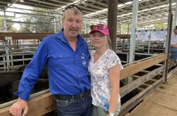 Stephen Robertson, 'Glenferrie' Paschendale, west of Hamilton and Janine Wombwell at the sale on Tuesday.