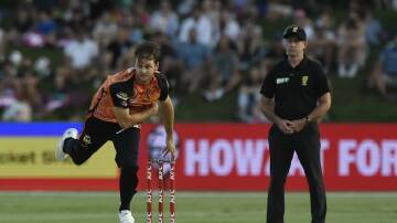 STEP BACK: Talented Bathurst official Tony Wilds has made the decision to step down as a contracted umpire. Photo: CRICKET AUSTRALIA