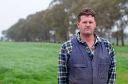 Don Stewart operates a 800-cow drylot at Yarrawalla north of Bendigo in Victoria.