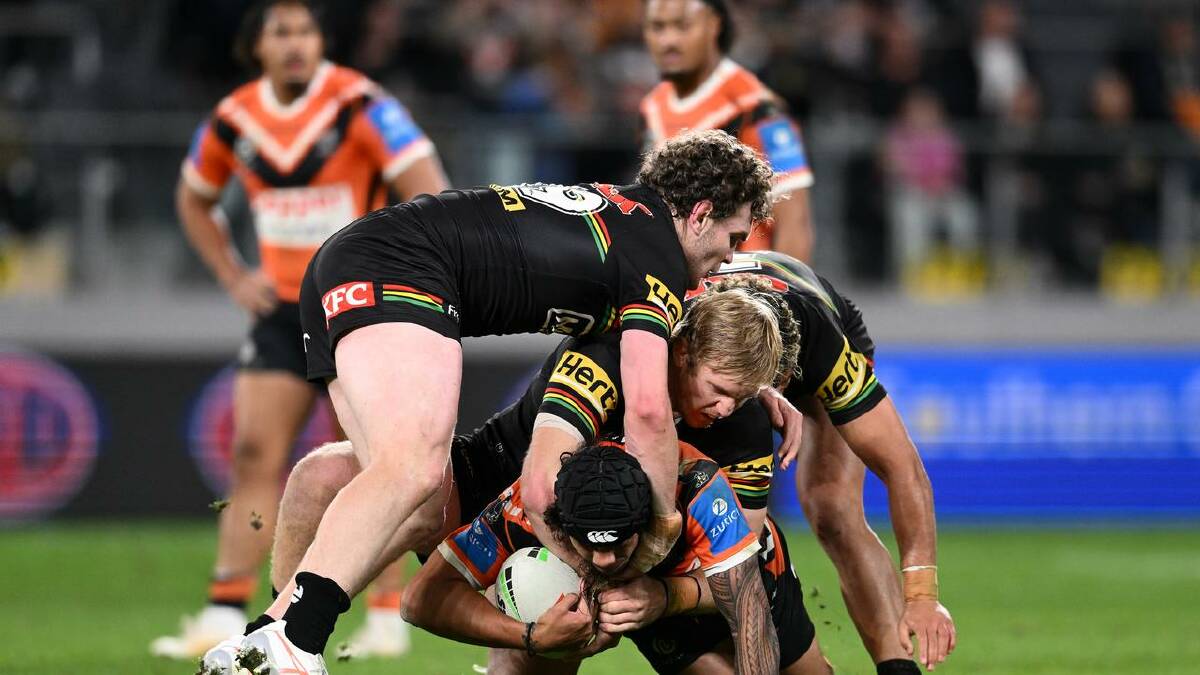 The Panthers were all over the Tigers at CommBank Stadium on Saturday. (Steven Markham/AAP PHOTOS)