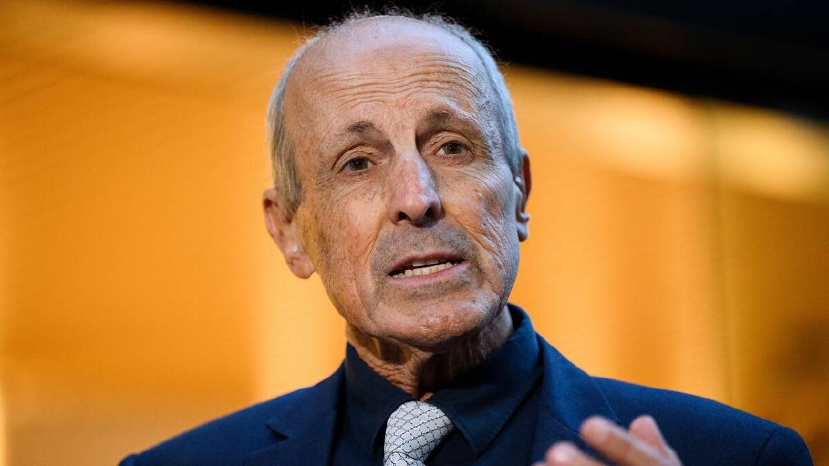 Vic Alhadeff said Jewish Australians have no agency in what the Israeli government does. (Bianca De Marchi/AAP PHOTOS)