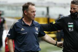 The two AFL coaches say workers taking medically prescribed cannabis should not lose their jobs. Photo: Daniel Pockett/AAP PHOTOS