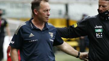 The two AFL coaches say workers taking medically prescribed cannabis should not lose their jobs. Photo: Daniel Pockett/AAP PHOTOS