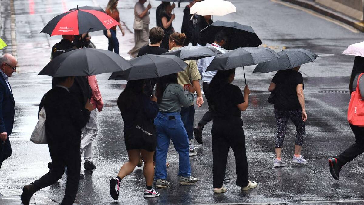 Queensland has had an "unseasonable" amount of rain, with more expected on Saturday. (Jono Searle/AAP PHOTOS)