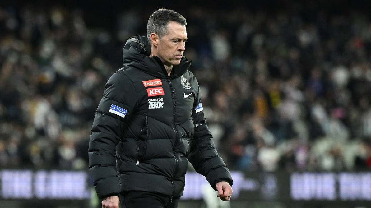 Collingwood coach Craig McRae says the Magpies need to have better forward connection.  (James Ross/AAP PHOTOS)