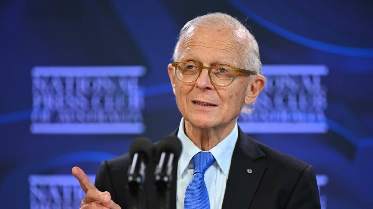 Current dementia research funding is too little for Australia's needs, expert Henry Brodaty says. (Lukas Coch/AAP PHOTOS) Current dementia research funding is too little for Australia's needs, expert Henry Brodaty says. (Lukas Coch/AAP PHOTOS)