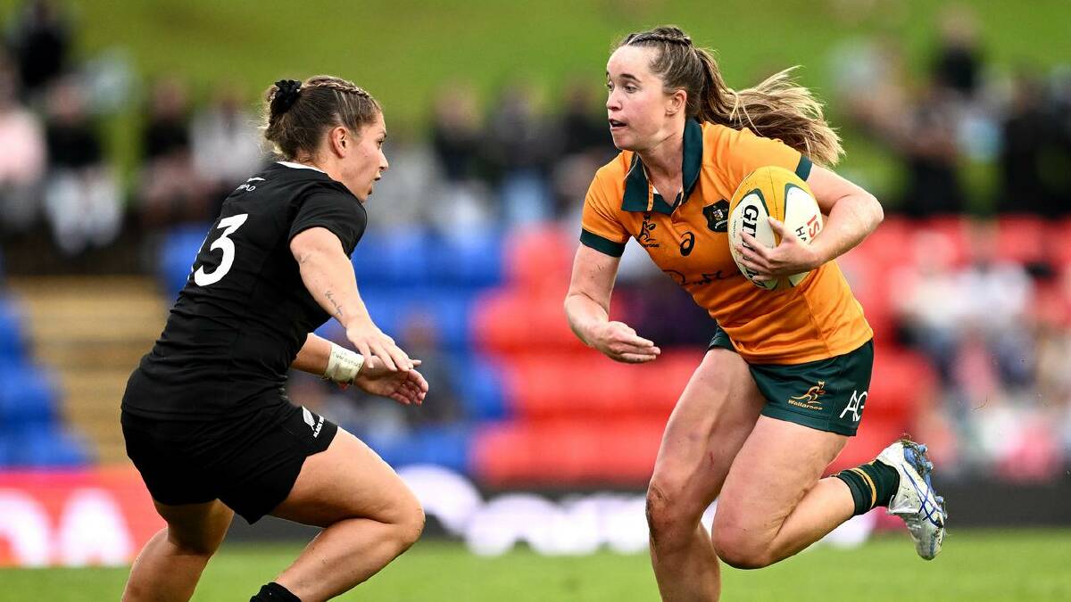 Tia Hinds will wear the No.10 for the Wallaroos on Saturday. (Dan Himbrechts/AAP PHOTOS) Tia Hinds will wear the No.10 for the Wallaroos on Saturday. (Dan Himbrechts/AAP PHOTOS)