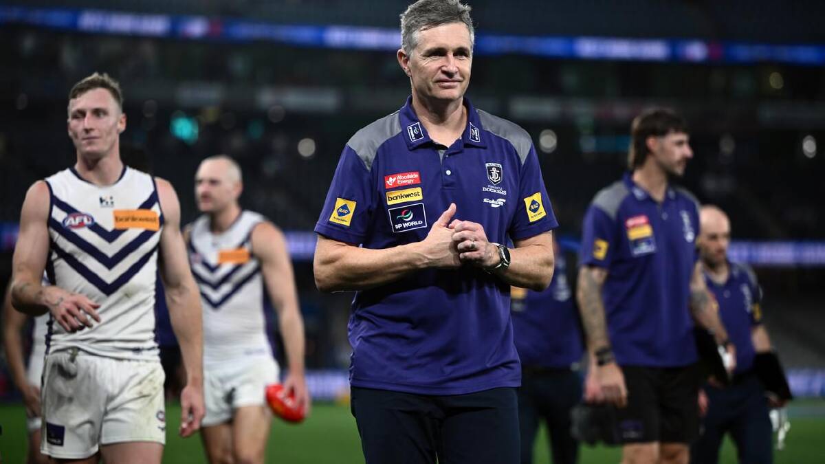 Fremantle coach Justin Longmuir believes the Dockers are over the worst of their sickness woes. (Joel Carrett/AAP PHOTOS)