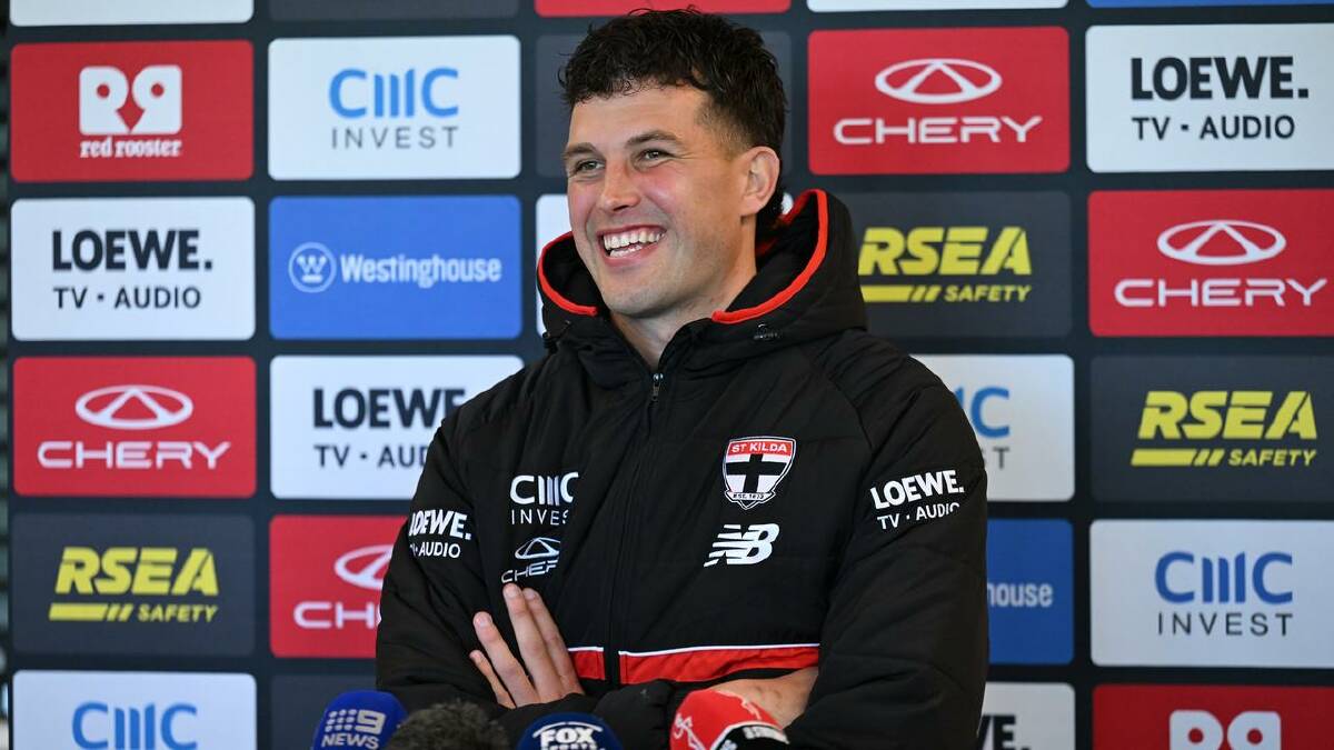 Winners are grinners: Marshall basking in the glow of St Kilda's record-breaking win over Melbourne. (James Ross/AAP PHOTOS) Winners are grinners: Marshall basking in the glow of St Kilda's record-breaking win over Melbourne. (James Ross/AAP PHOTOS)
