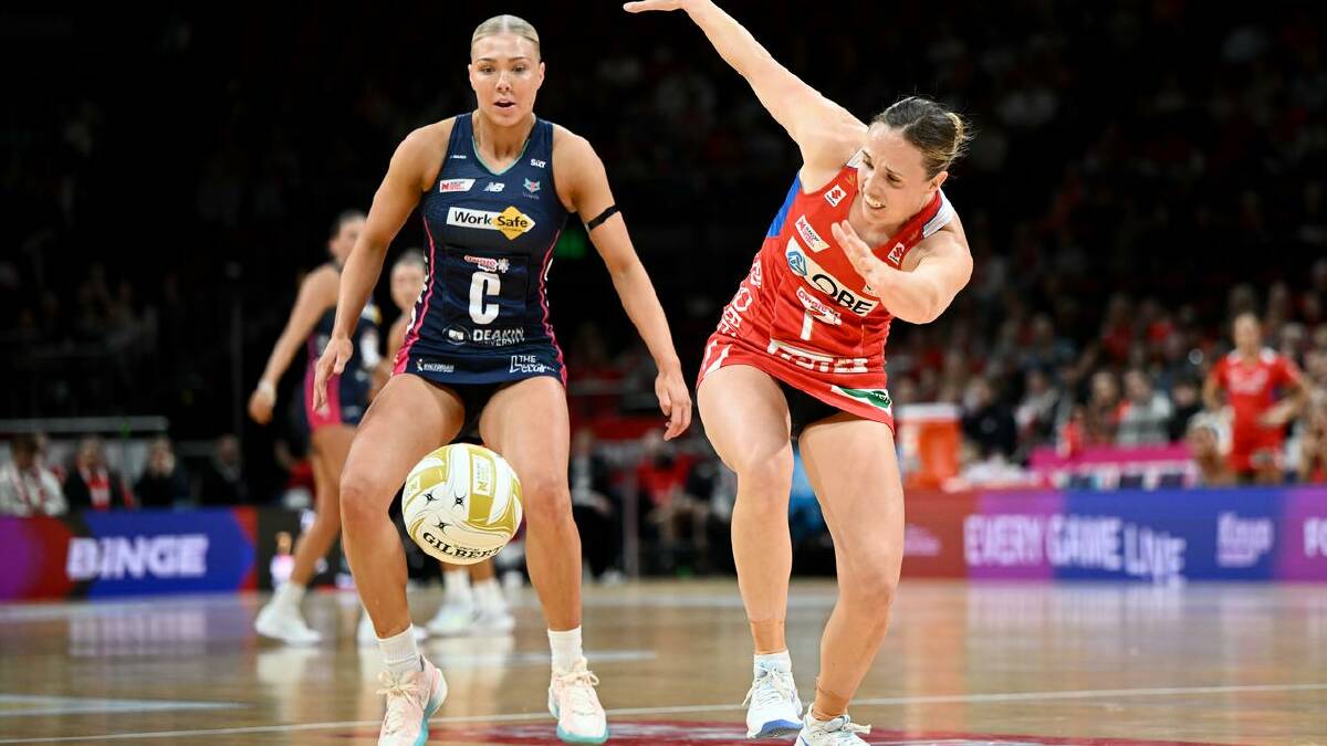 Kate Moloney (left) says the Vixens are eager to repay their fans in a home grand final. (Bianca De Marchi/AAP PHOTOS) Kate Moloney (left) says the Vixens are eager to repay their fans in a home grand final. (Bianca De Marchi/AAP PHOTOS)