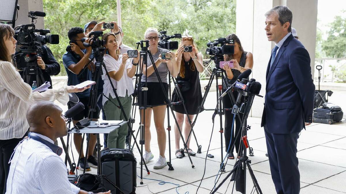 Lawyer David Oscar Markus has praised his client Ghislaine Maxwell after her interviews. (AP PHOTO)