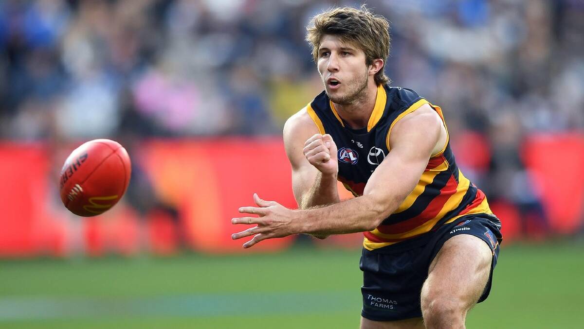 Adelaide's Jordon Butts is about to rejoin training after suffering a punctured lung. (Julian Smith/AAP PHOTOS)