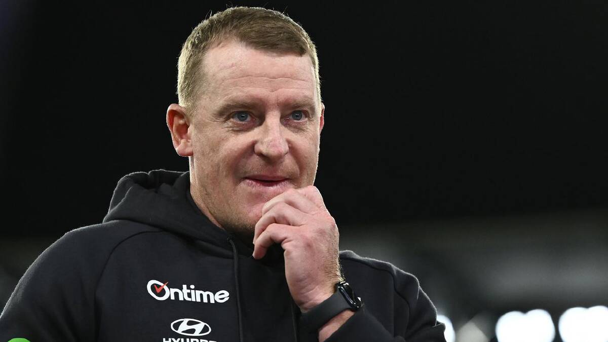 Carlton coach Michael Voss has defended the club's handling of Hollands. (Joel Carrett/AAP PHOTOS)