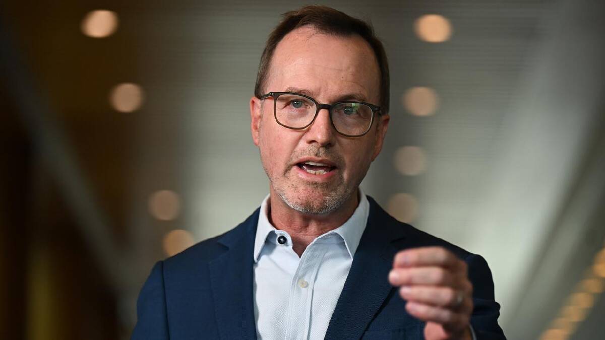 Senator David Shoebridge said AUSTRAC formed a suspicion of corruption against Nauru's president.  (Lukas Coch/AAP PHOTOS)