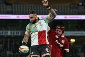 Lukhan Salakaia-Loto hit lofty heights playing for the First Nations and Pacifika team. Photo: James Ross/AAP PHOTOS