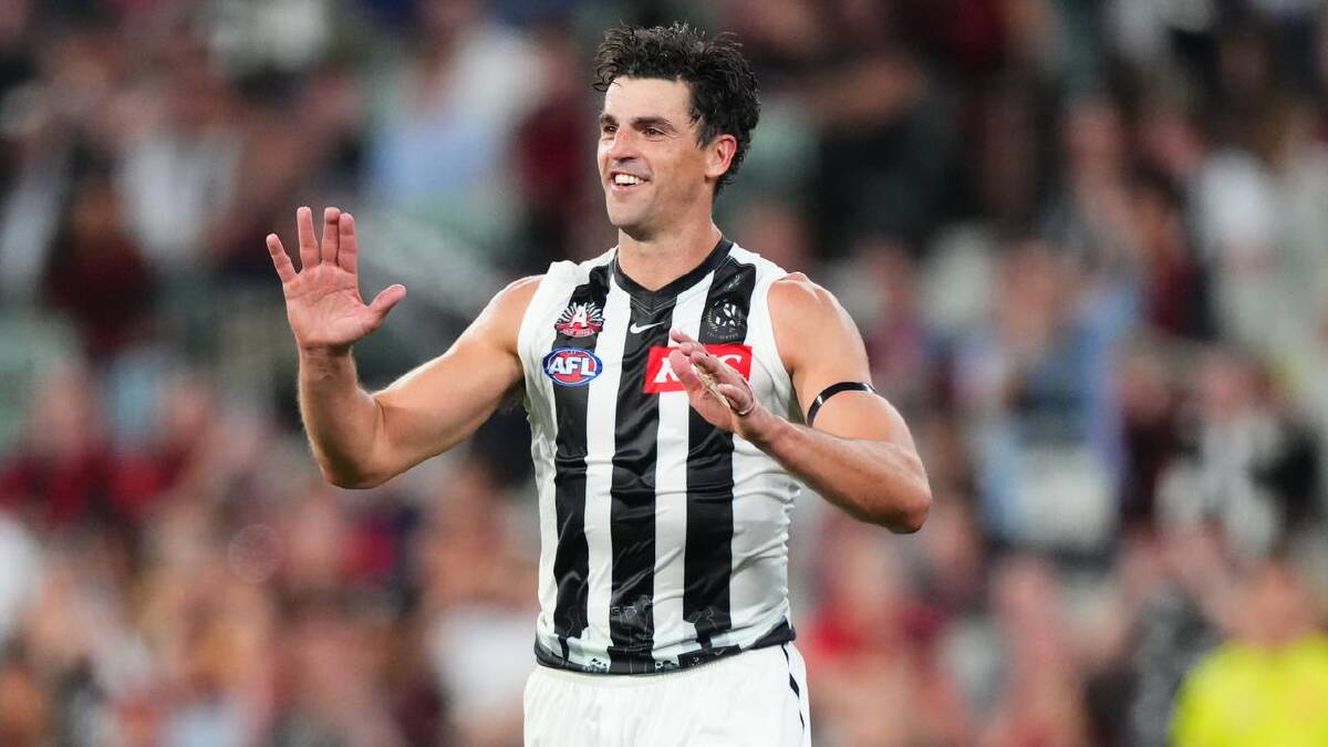 Scott Pendlebury will equal Brent Harvey's record for most AFL appearances this weekend. (Scott Barbour/AAP PHOTOS)