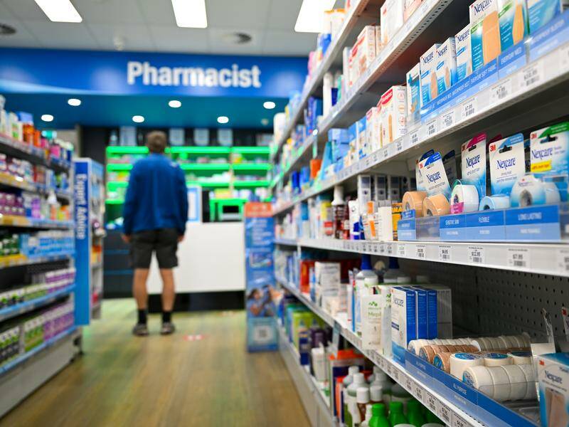 The federal government will seek to cut the maximum cost of prescriptions when parliament resumes. Photo: Lukas Coch/AAP PHOTOS The federal government will seek to cut the maximum cost of prescriptions when parliament resumes. Photo: Lukas Coch/AAP PHOTOS
