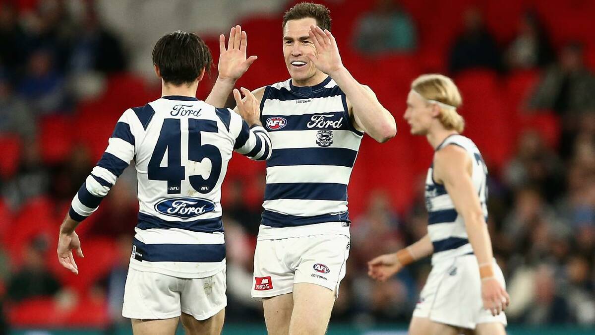 Geelong teammates made a point of picking out Coleman Medal favourite Jeremy Cameron. (Rob Prezioso/AAP PHOTOS)