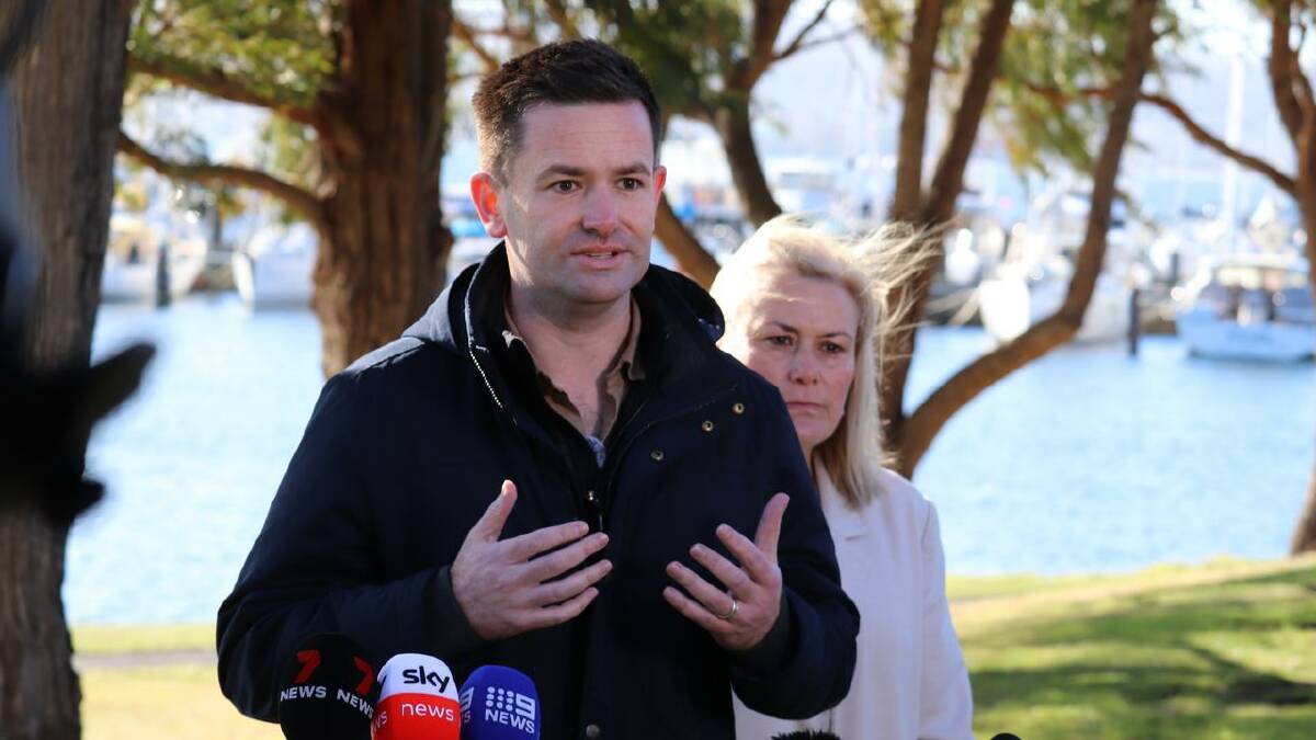 Labor leader Dean Winter believes he can convince independent MPs to back his party. (Ethan James/AAP PHOTOS) Labor leader Dean Winter believes he can convince independent MPs to back his party. (Ethan James/AAP PHOTOS)