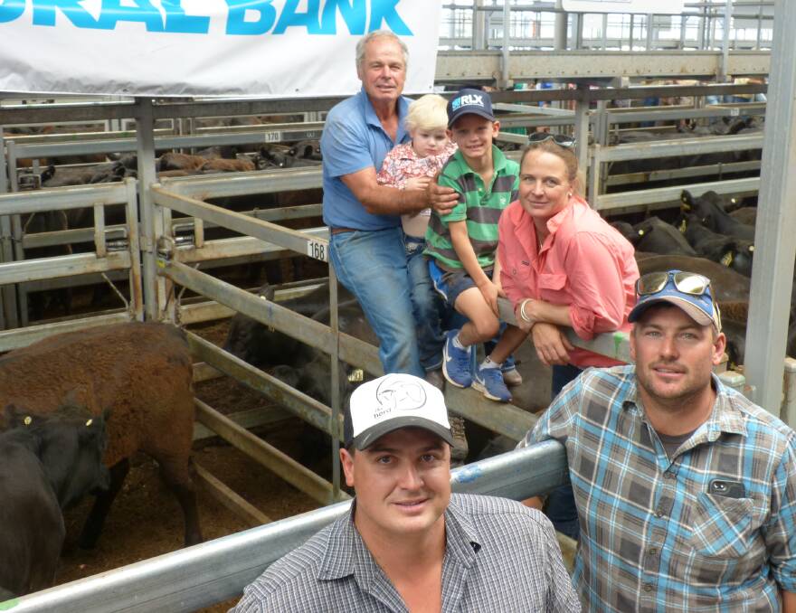 The Davilak Past Co team:
Rod Manning with Bambi,
Darby McCormack, Kate Manning,
Adam McCormack and Rodda Manning. The Davilak Past Co team:
Rod Manning with Bambi,
Darby McCormack, Kate Manning,
Adam McCormack and Rodda Manning.