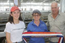 Margaret and John Hallyburton, with daughter Emma were awarded the best presented ribbon for a yard of their Boirado Angus heifers. They also donated two steers raising $2560 for the Dolly's Dream foundation. 
